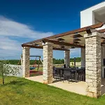 Eleonora Tatil Evi