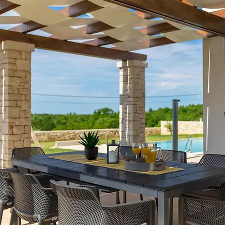 Eleonora Holiday home *