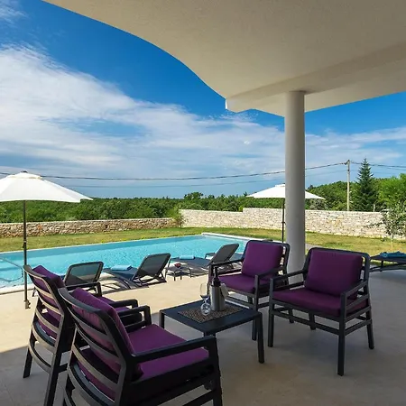 Eleonora Casa de Férias *